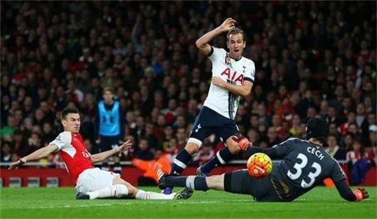 防守混乱成 防守混乱成